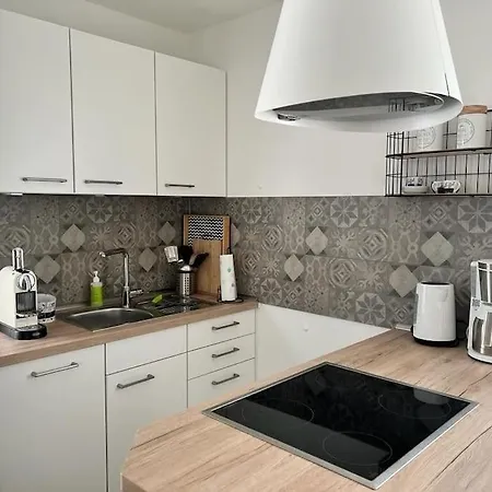 Neue Bodenseeferienwohnung Mit Terrasse Und Garten Uhldingen-Muehlhofen